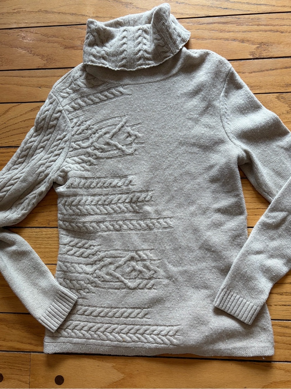 Lafayette 148 New York unique Cable knit Turtleneck Sweater cashmere cream tan